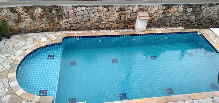 Imagem Casa com 3 Quartos à Venda, 260 m² em Vila Petrópolis - Atibaia Imagem Casa com 3 Quartos à Venda, 260 m² em Vila Petrópolis - Atibaia