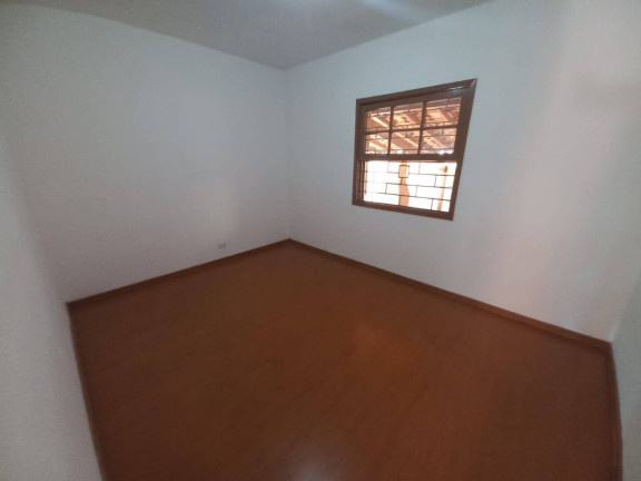 Imagem Sobrado com 3 Quartos à Venda, 147 m² em Jardim Aeroporto - São Paulo