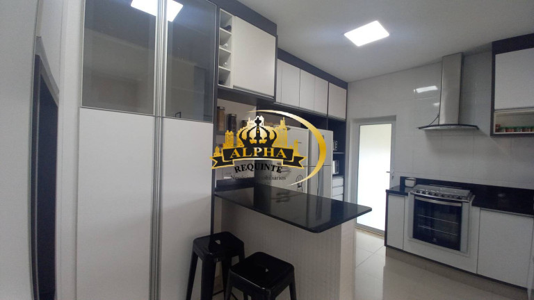 Imagem Casa de Condomínio com 3 Quartos à Venda, 210 m² em Parque Sinai - Santana De Parnaíba Imagem Casa de Condomínio com 3 Quartos à Venda, 210 m² em Parque Sinai - Santana De Parnaíba