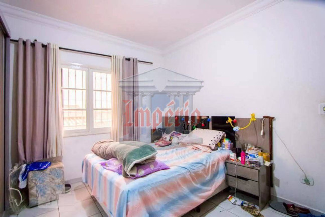 Imagem Casa com 2 Quartos à Venda, 224 m² em Parque Novo Oratório - Santo André