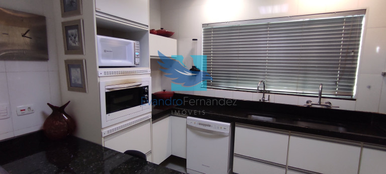 Imagem Casa com 6 Quartos à Venda, 466 m² em Jardim Botânico Militar - São Pedro