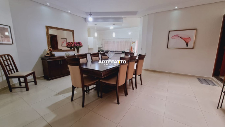 Casa com 3 Quartos à Venda, 495 m² em São Joaquim - Franca