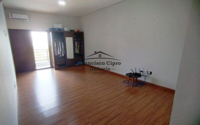 Imagem Sobrado com 3 Quartos à Venda, 456 m² em Village Mantiqueira - Guaratinguetá Imagem Sobrado com 3 Quartos à Venda, 456 m² em Village Mantiqueira - Guaratinguetá