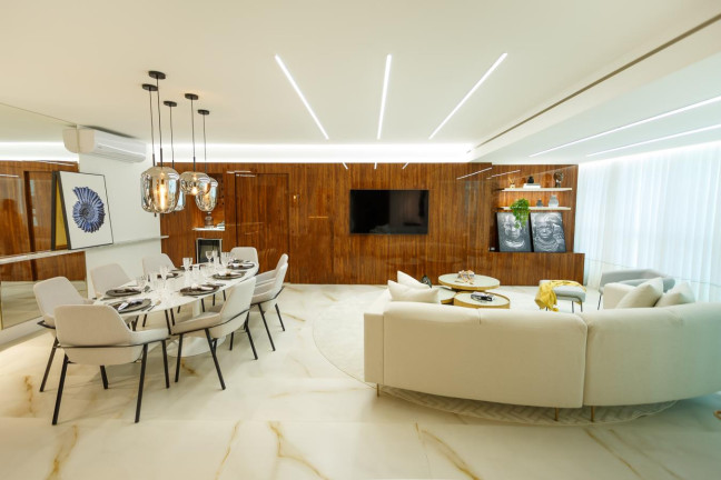 Imagem Apartamento com 4 Quartos à Venda, 207 m² em Centro - Balneário Camboriú Imagem Apartamento com 4 Quartos à Venda, 207 m² em Centro - Balneário Camboriú