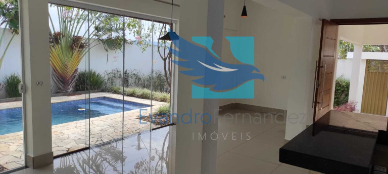 Imagem Casa com 3 Quartos à Venda, 162 m² em Jardim Mariluz - São Pedro