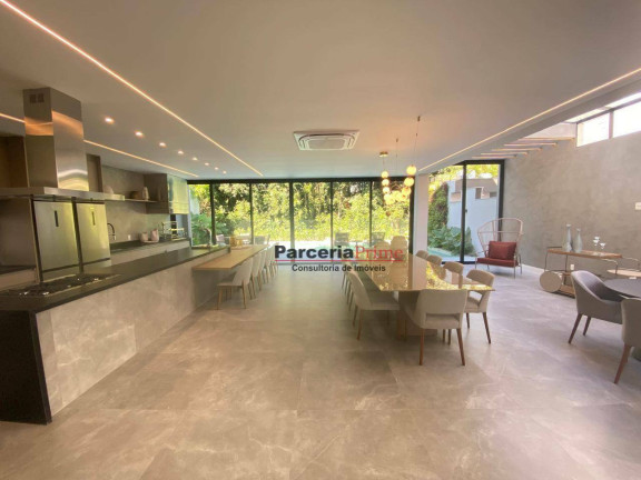Imagem Casa com 6 Quartos à Venda, 420 m² em Riviera Módulo 11 - Bertioga Imagem Casa com 6 Quartos à Venda, 420 m² em Riviera Módulo 11 - Bertioga