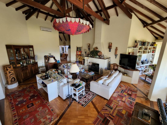 Imagem Casa com 5 Quartos à Venda, 376 m² em Albuquerque - Teresópolis