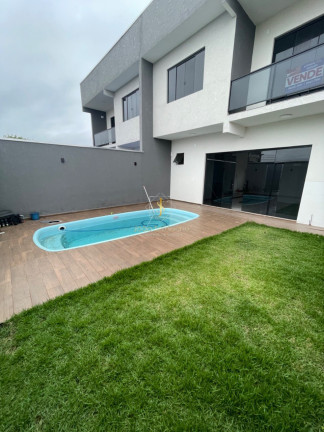 Imagem Casa com 3 Quartos à Venda, 160 m² em Coroados - Guaratuba