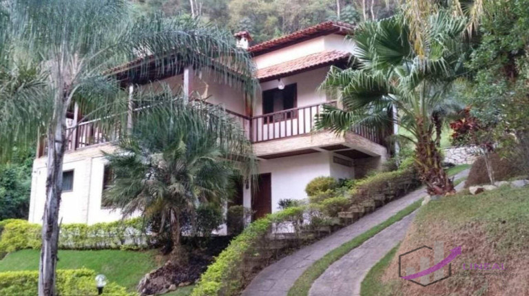 Casa de Condomínio com 5 Quartos à Venda, 2.020 m² em Rio Acima