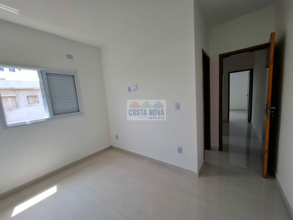 Casa com 3 Quartos à Venda, 71 m²