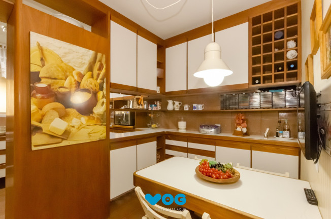 Imagem Imóvel com 3 Quartos à Venda, 168 m² em Centro Histórico - Porto Alegre Imagem Imóvel com 3 Quartos à Venda, 168 m² em Centro Histórico - Porto Alegre