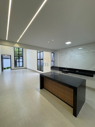 Imagem Casa com 3 Quartos à Venda, 188 m² em Parque Das Flores - Goiânia