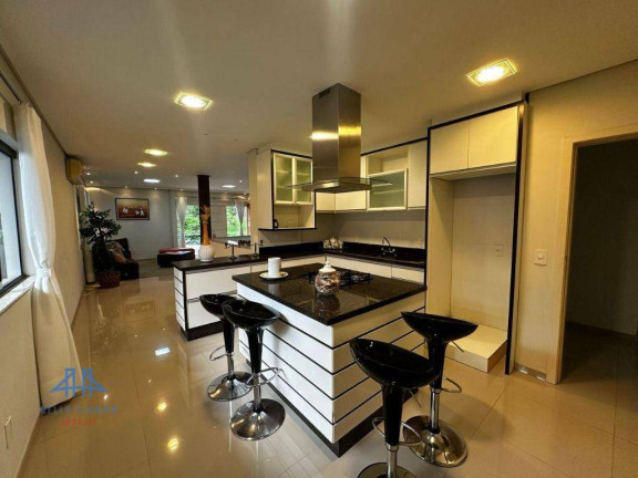 Imagem Casa com 5 Quartos à Venda, 329 m² em Itacorubi - Florianópolis Imagem Casa com 5 Quartos à Venda, 329 m² em Itacorubi - Florianópolis