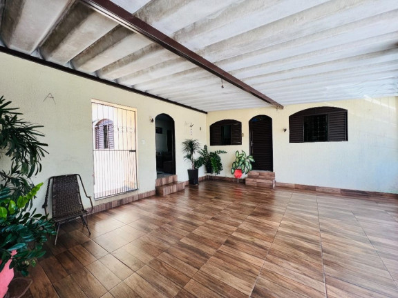 Imagem Casa com 3 Quartos à Venda, 300 m² em Setor Centro Oeste - Goiânia