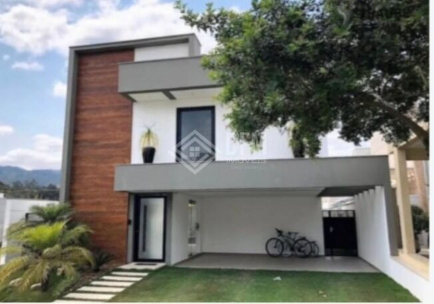 Imagem Casa com 3 Quartos para Alugar, 180 m² em Botujuru - Mogi Das Cruzes