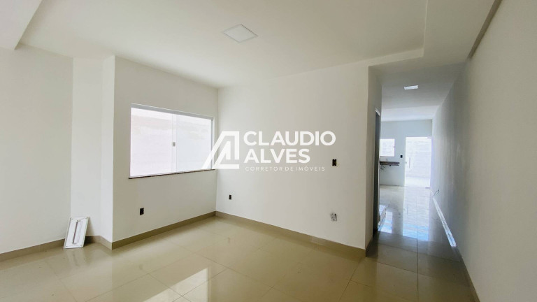 Imagem Casa com 3 Quartos à Venda, 130 m² em Mangabeira - Feira De Santana Imagem Casa com 3 Quartos à Venda, 130 m² em Mangabeira - Feira De Santana