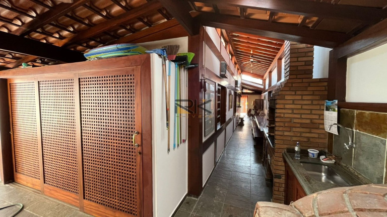 Imagem Casa com 5 Quartos à Venda, 225 m² em Perequê Açu - Ubatuba