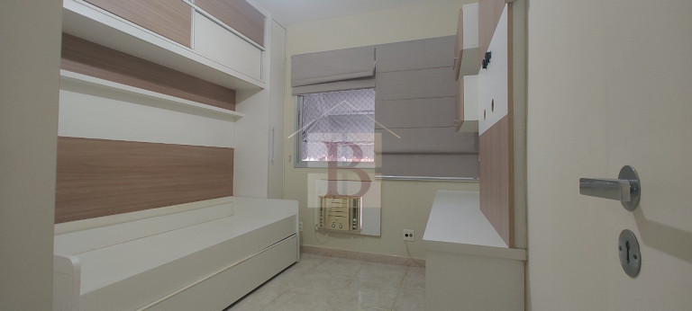 Imagem Imóvel com 2 Quartos à Venda, 80 m² em Icaraí - Niterói Imagem Imóvel com 2 Quartos à Venda, 80 m² em Icaraí - Niterói