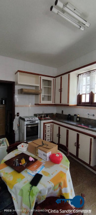 Imagem Casa com 3 Quartos à Venda, em Centro - Campos Dos Goytacazes Imagem Casa com 3 Quartos à Venda, em Centro - Campos Dos Goytacazes