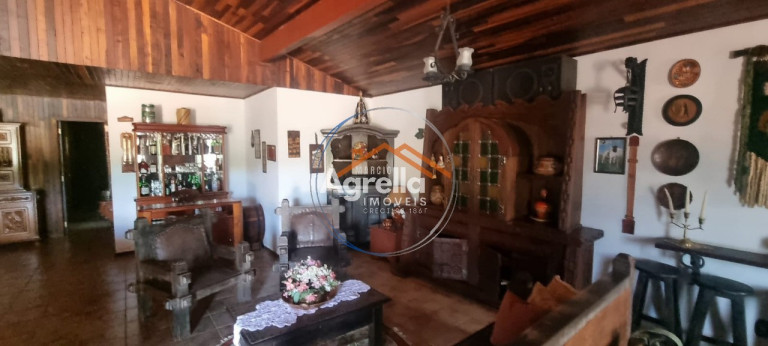 Imagem Imóvel com 3 Quartos à Venda, 200 m² em Zona Rural - Serra Negra Imagem Imóvel com 3 Quartos à Venda, 200 m² em Zona Rural - Serra Negra