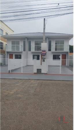 Sobrado com 2 Quartos à Venda, 64 m² em Barra Do Aririú - Palhoça