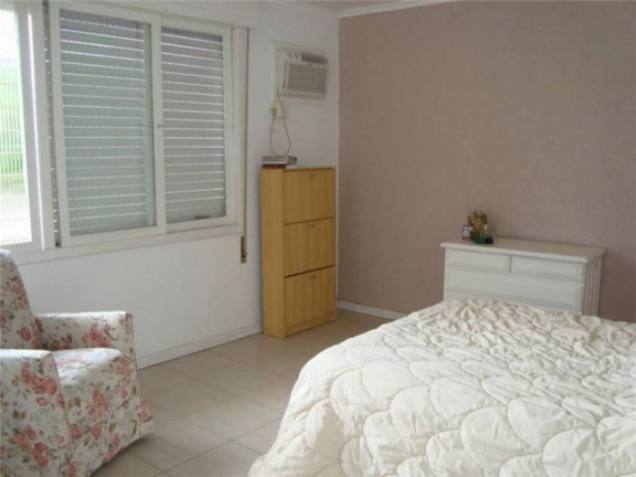 Imagem Casa com 2 Quartos à Venda, 176 m² em Sarandi - Porto Alegre Imagem Casa com 2 Quartos à Venda, 176 m² em Sarandi - Porto Alegre