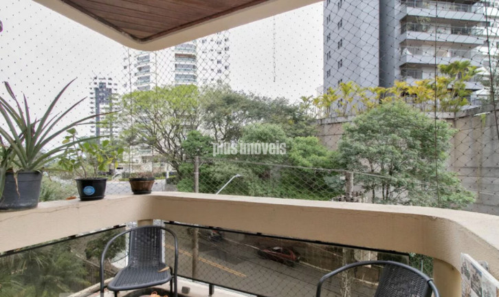 Imagem Apartamento com 3 Quartos para Alugar, 122 m² em Panamby - São Paulo Imagem Apartamento com 3 Quartos para Alugar, 122 m² em Panamby - São Paulo