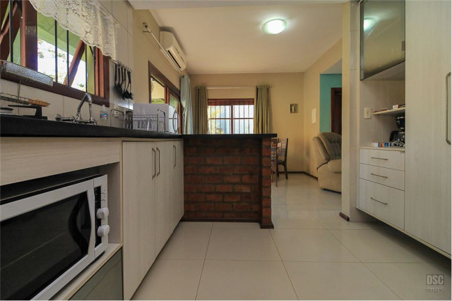 Imagem Casa com 3 Quartos à Venda,  em Hípica - Porto Alegre