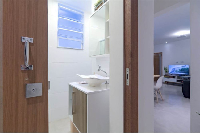 Imagem Apartamento com 2 Quartos à Venda, 73 m² em Botafogo - Rio De Janeiro Imagem Apartamento com 2 Quartos à Venda, 73 m² em Botafogo - Rio De Janeiro