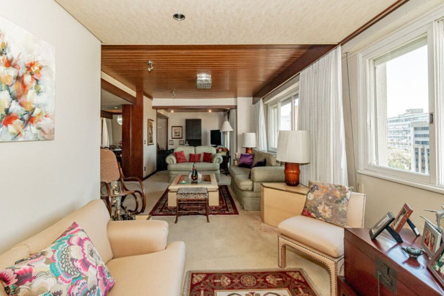 Imagem Apartamento com 3 Quartos à Venda, 185 m² em Moinhos De Vento - Porto Alegre
