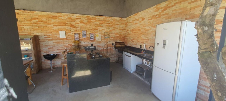 Imagem Casa com 4 Quartos à Venda, 250 m² em Setor Habitacional Arniqueira (águas Claras) - Brasília Imagem Casa com 4 Quartos à Venda, 250 m² em Setor Habitacional Arniqueira (águas Claras) - Brasília
