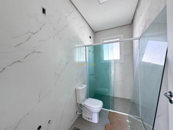 Imagem Imóvel com 4 Quartos à Venda, 197 m² em Arpoador - Xangri-lá Imagem Imóvel com 4 Quartos à Venda, 197 m² em Arpoador - Xangri-lá