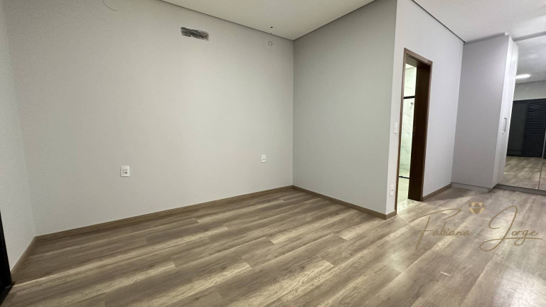 Imagem Casa com 3 Quartos à Venda, 232 m² em Pinheiro - Valinhos Imagem Casa com 3 Quartos à Venda, 232 m² em Pinheiro - Valinhos