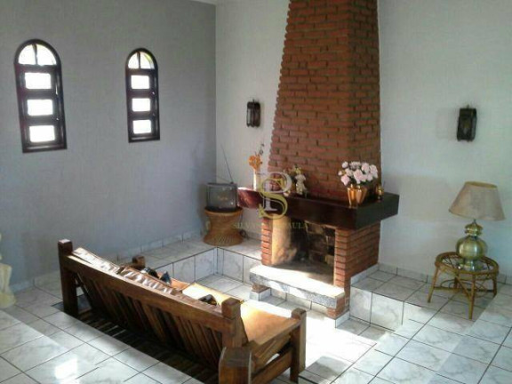 Imagem Casa com 4 Quartos à Venda, 440 m² em Vila Santista - Atibaia Imagem Casa com 4 Quartos à Venda, 440 m² em Vila Santista - Atibaia