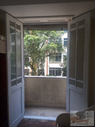 Imagem Apartamento com 2 Quartos à Venda, 70 m² em Copacabana - Rio De Janeiro