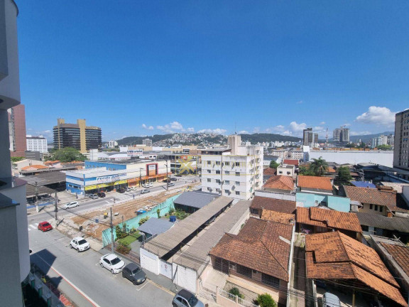 Imagem Apartamento com 3 Quartos à Venda, 80 m² em Barreiros - São José