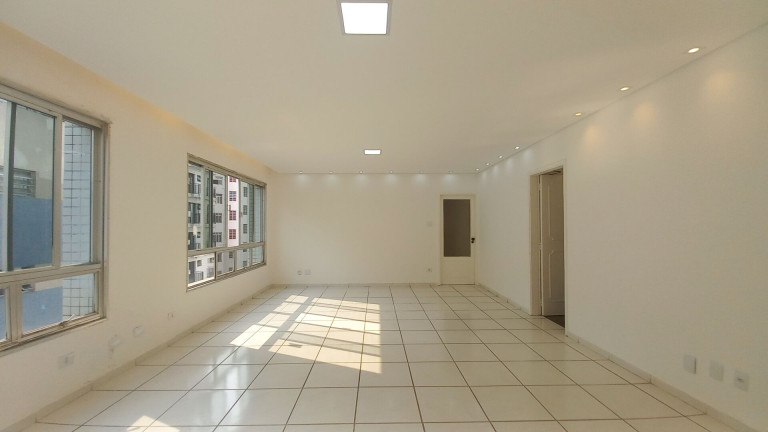 Imagem Apartamento com 3 Quartos à Venda, 123 m² em Gonzaga - Santos