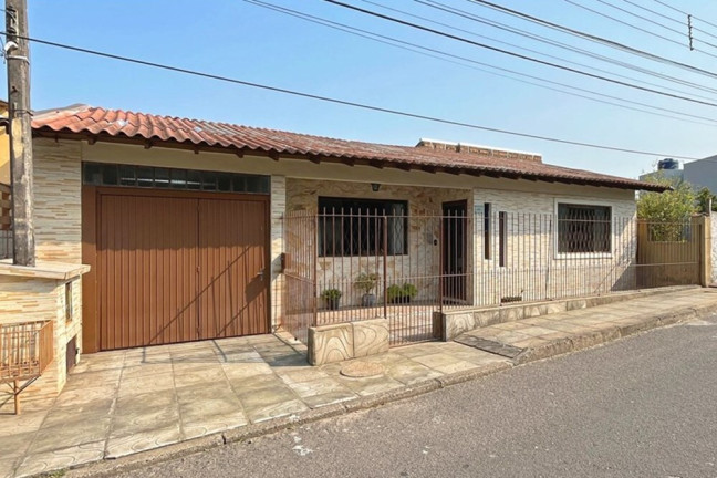 Imagem Casa com 2 Quartos à Venda, 101 m² em Vila Nova - Porto Alegre