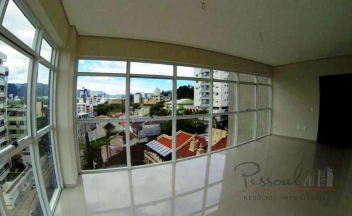 Imagem Apartamento com 3 Quartos à Venda, 239 m² em Agronômica - Florianópolis