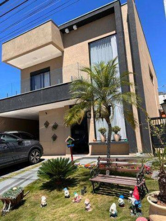 Sobrado com 3 Quartos à Venda, 220 m² em Parque Califórnia - Jacareí