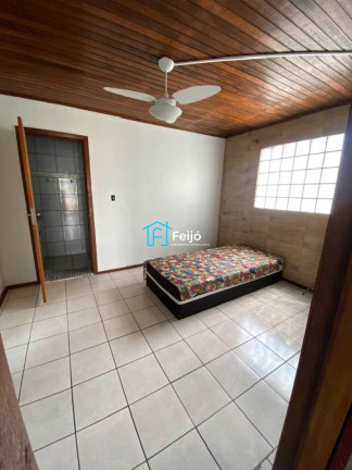 Imagem Casa com 3 Quartos à Venda, 180 m² em Restinga - Porto Alegre