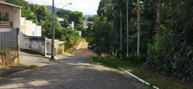 Imagem Imóvel à Venda, 450 m² em Velha - Blumenau Imagem Imóvel à Venda, 450 m² em Velha - Blumenau