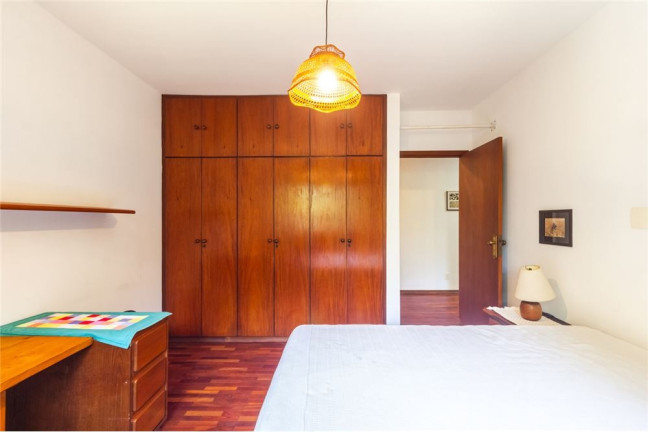 Imagem Sobrado com 4 Quartos à Venda, 392 m² em Jardim Cordeiro - São Paulo