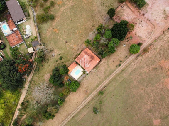 Imagem Chácara com 3 Quartos à Venda, 250 m² em Mombuca - Santa Branca Imagem Chácara com 3 Quartos à Venda, 250 m² em Mombuca - Santa Branca