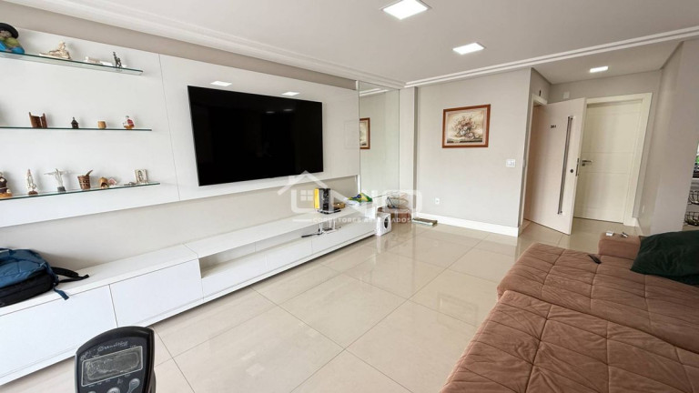 Imagem Apartamento com 3 Quartos à Venda, 184 m² em Centro - Pato Branco