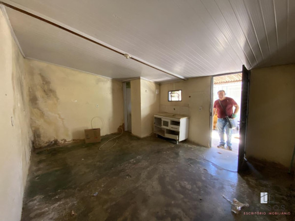 Imagem Casa com 2 Quartos à Venda, 128 m² Imagem Casa com 2 Quartos à Venda, 128 m²