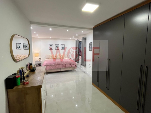 Imagem Casa com 3 Quartos à Venda, 340 m² em Santa Felicidade - Curitiba