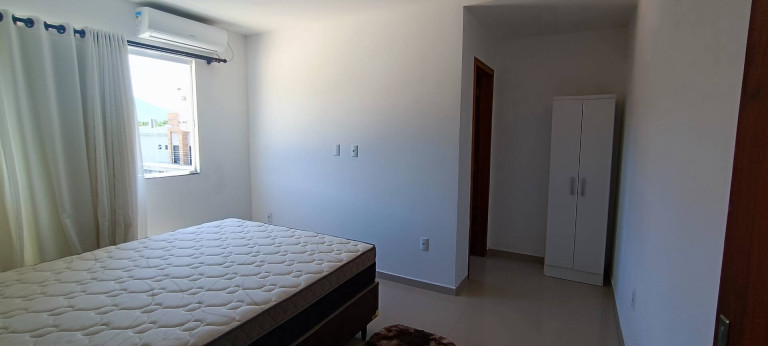 Imagem Apartamento com 2 Quartos à Venda, 65 m² em Zimbros - Bombinhas