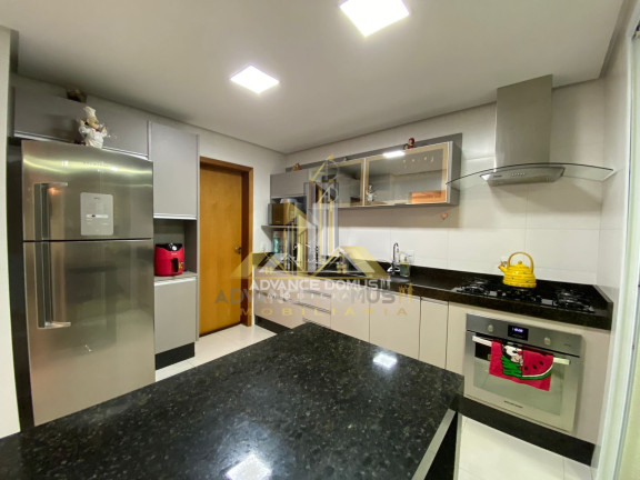 Imagem Sobrado com 4 Quartos à Venda, 167 m² em Wanel Ville - Sorocaba