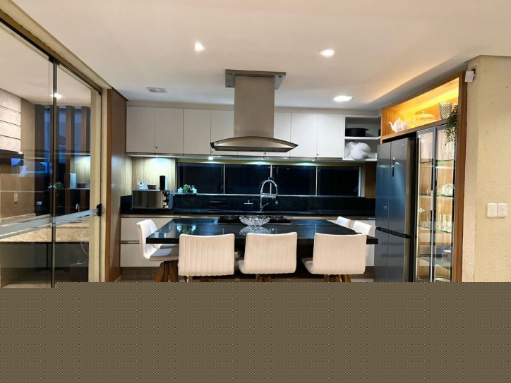 Imagem Casa com 9 Quartos para Temporada, 320 m² em Jurerê Internacional - Florianópolis